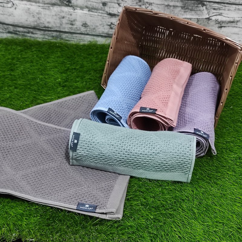 Honeycomb structure sports towel-made from American cotton - Fitness Accessories - Cotton & Hemp 