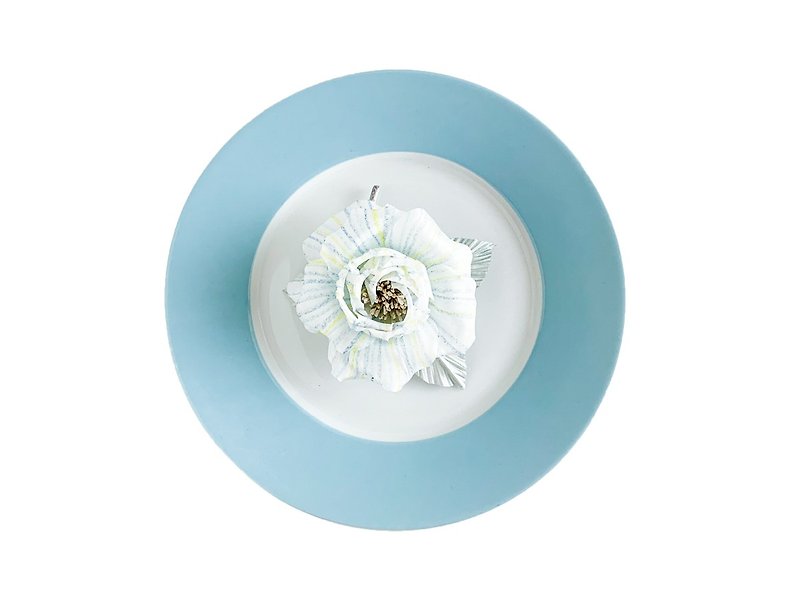 Corsage: hand-painted stripe × silk rose (blue × yellow series) - เข็มกลัด/ข้อมือดอกไม้ - ผ้าไหม หลากหลายสี