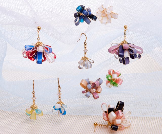 フラワー レジン リボン ピアス ハンドメイド イヤリング変更可 花びら