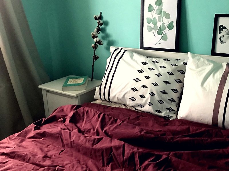 Single_Memory 100% Organic Cotton Printed Pillowcase & Burgundy Single Quilt Set - เครื่องนอน - ผ้าฝ้าย/ผ้าลินิน สึชมพู