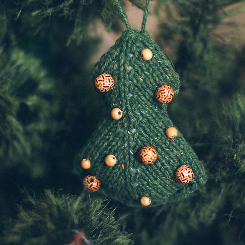Cute Knit Toy Christmas tree decoration knitting pattern. Knitted fur tree miniature