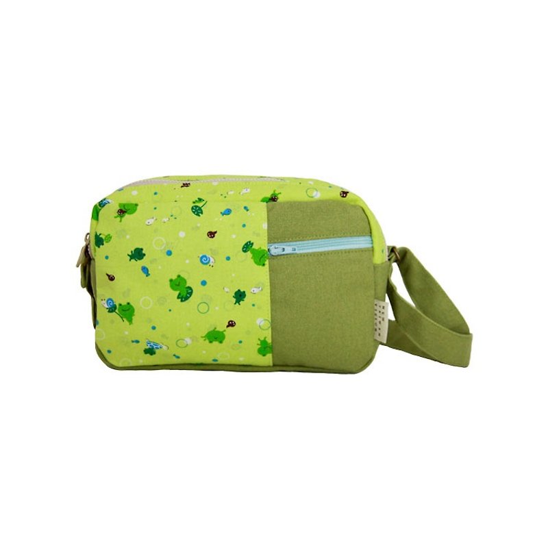 【隨身側背小包】河邊小青蛙 水洗帆布 綠 可愛 - 側背包/斜背包 - 其他材質 綠色