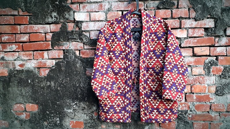 AMIN'S SHINY WORLD handmade custom KIMONO triangle geometry national jacquard blouse coat jacket - เสื้อแจ็คเก็ต - ผ้าฝ้าย/ผ้าลินิน สีแดง