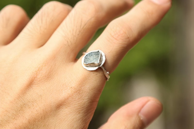 【Series of Crystal】Aquamarine raw ore silver ring (can be customised) - General Rings - Gemstone Multicolor