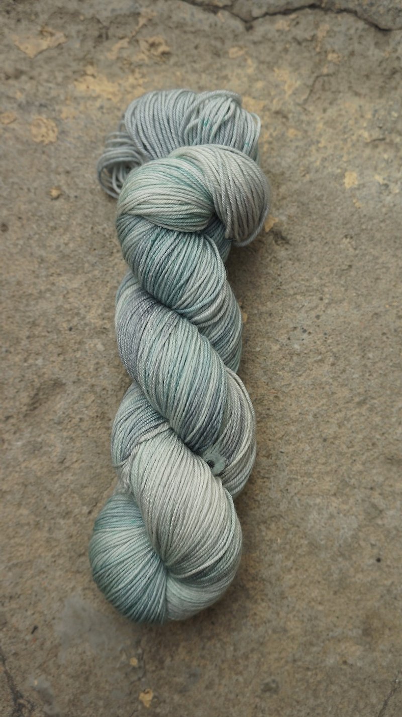 Hand dyed the line. Water color. (75/25 socks line / 4ply) - Knitting, Embroidery, Felted Wool & Sewing - Wool 