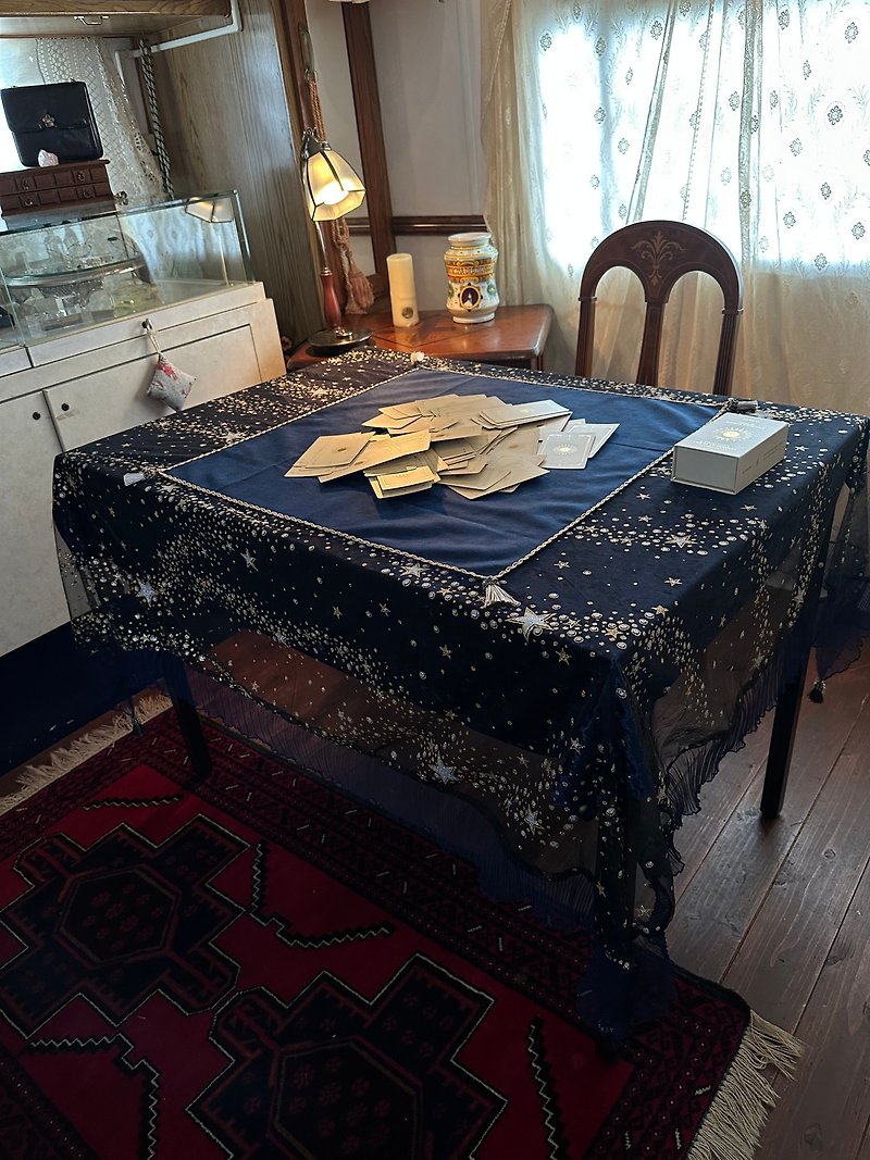 奢華  由日本占卜師　純手工製作的　塔羅牌桌布　蕾絲桌布3件套 - 其他 - 其他材質 
