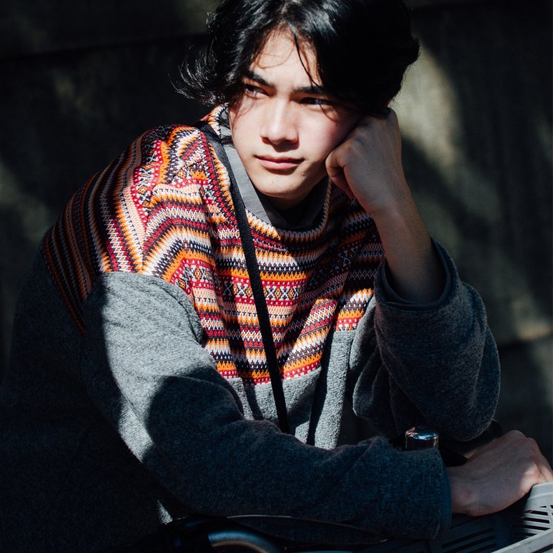Jacquard-knit shearling wool top - เสื้อยืดผู้ชาย - ขนแกะ สีเทา