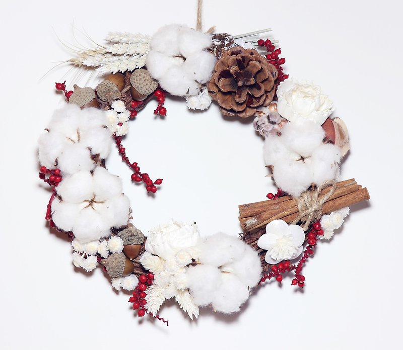 Snow White Cotton Christmas Wreath / Christmas Gifts / Exchange Gifts - ช่อดอกไม้แห้ง - พืช/ดอกไม้ ขาว