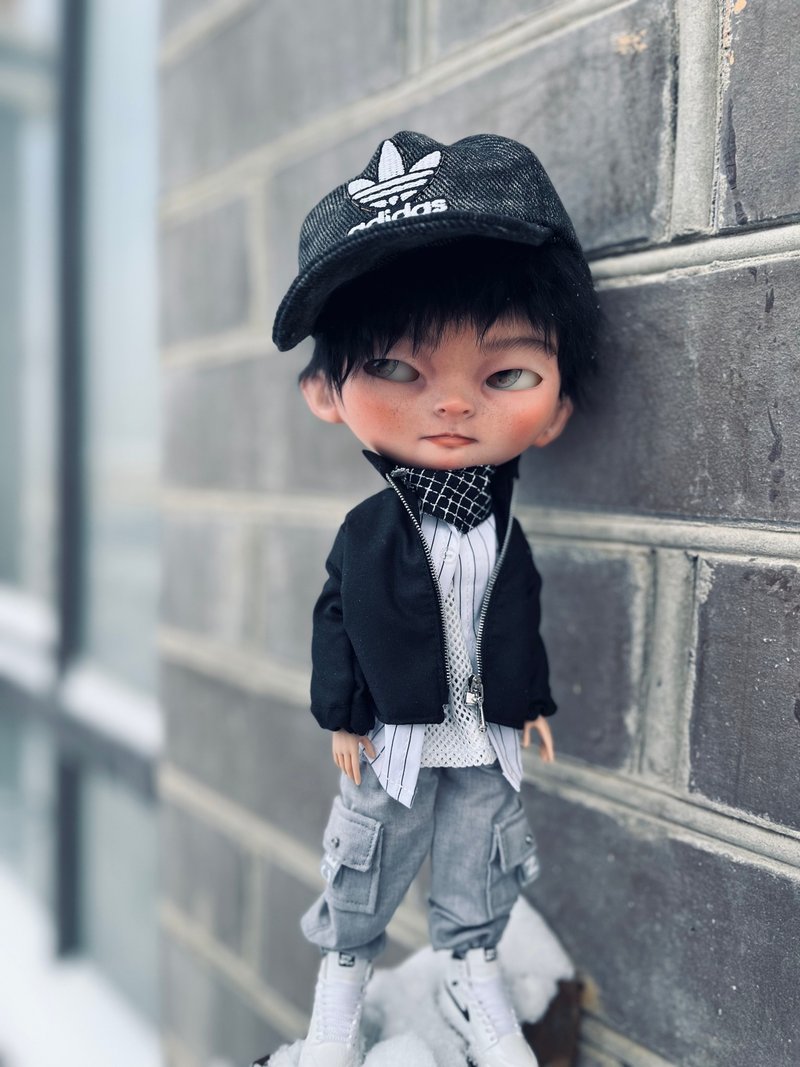 Custom blythe boy doll - 玩偶/公仔 - 塑膠 卡其色