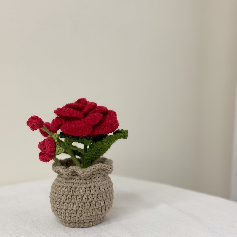rose knitted potted plant - Items for Display - Cotton & Hemp Pink