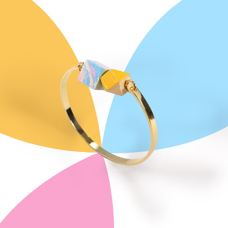 Puppets 色彩 六角形木頭金色金屬手鐲 正方水墨 + 六角形綠黃色 手環 - 手鍊/手鐲 - 木頭 多色