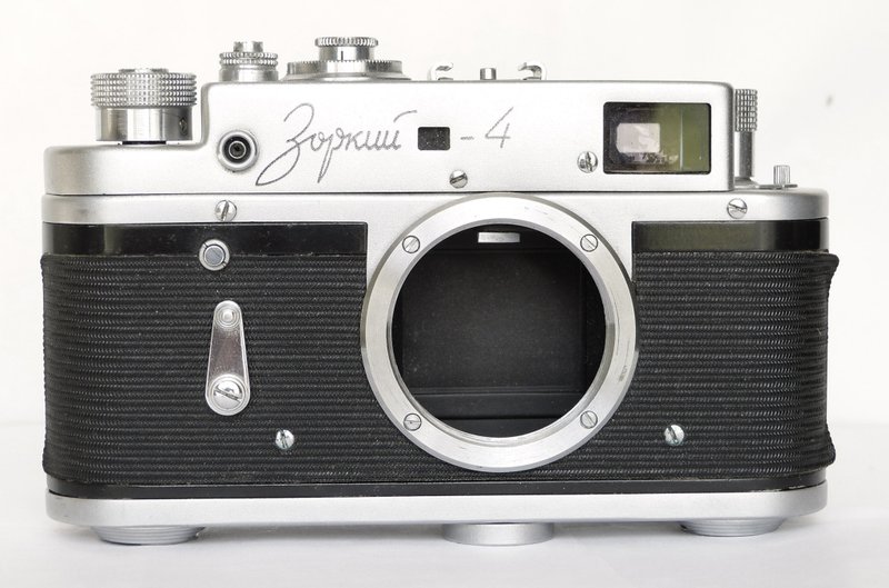 Zorki-4 rangefinder film camera 35mm M39 mount USSR KMZ body - Cameras - Other Metals Silver