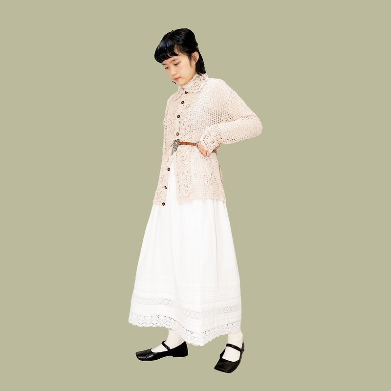 Nineteenth century coat / three-dimensional flower vintage crochet coat - สเวตเตอร์ผู้หญิง - ผ้าฝ้าย/ผ้าลินิน สีกากี