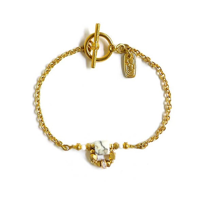 Ficelle | handmade brass natural stone bracelet |】 【white serpent Moon prayer - สร้อยข้อมือ - เครื่องเพชรพลอย 