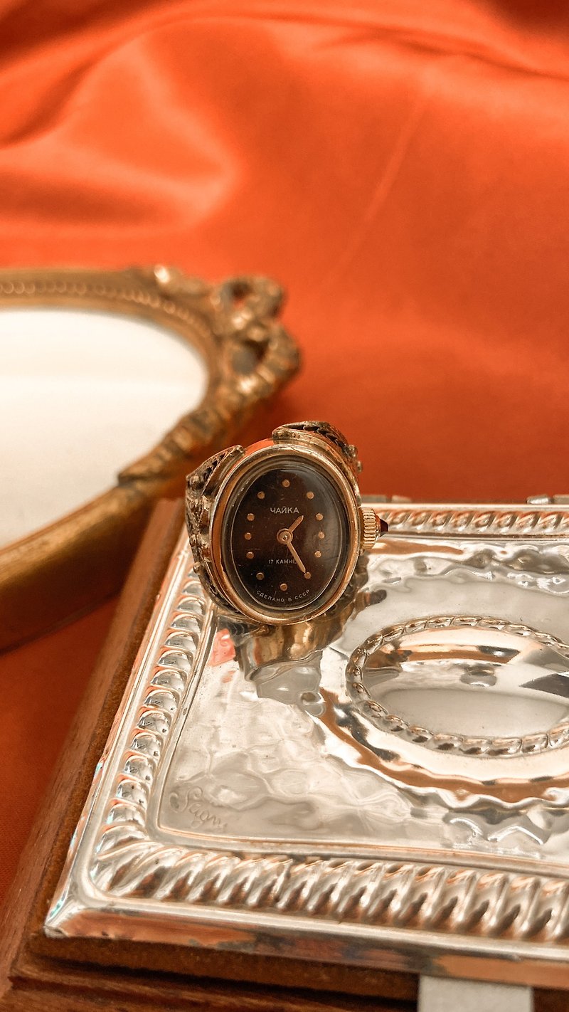 Yanka白俄羅斯黑色鏤空雕花上鏈手錶戒指 - 對錶/情侶錶 - 其他金屬 粉紅色