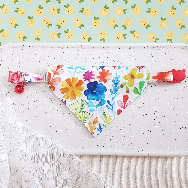 Flower watercolor Bandana Cat Collar with Breakaway Safety Buckle for cat, dog - 貓狗頸圈/牽繩 - 棉．麻 多色
