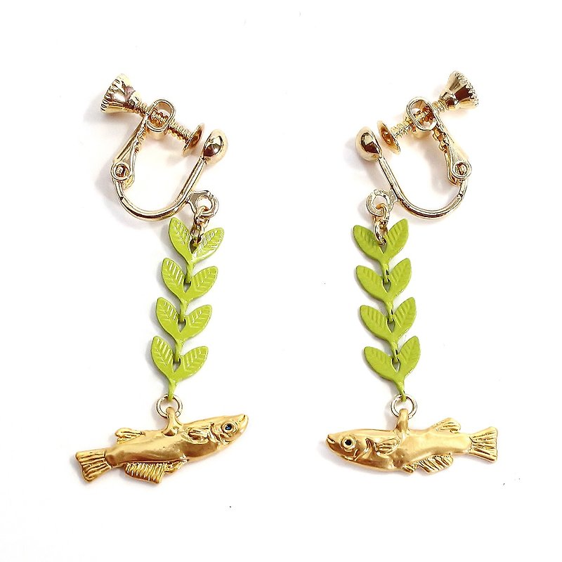 Rice fish earring Medaka Clip-On EA082 - Earrings & Clip-ons - Other Metals Green