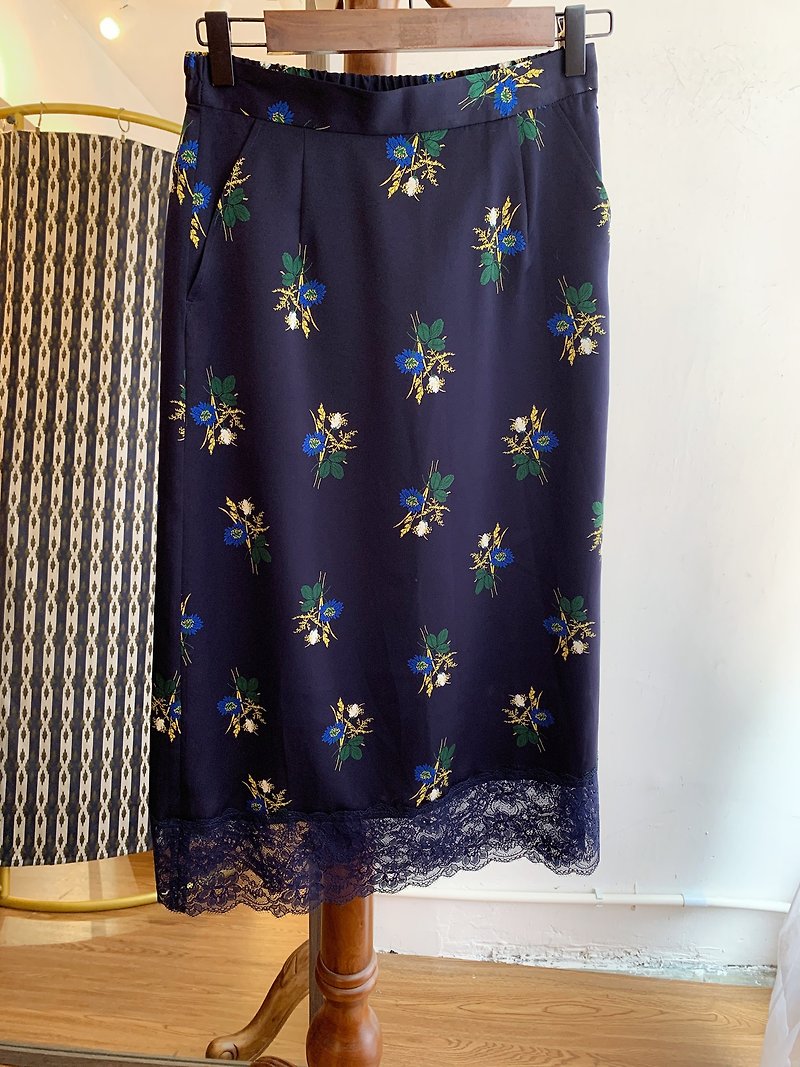 Muveil floral skirt - กระโปรง - ไฟเบอร์อื่นๆ สีน้ำเงิน