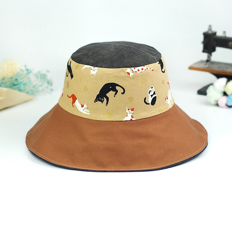 Handmade double-sided bucket hat - หมวก - ผ้าฝ้าย/ผ้าลินิน สีกากี