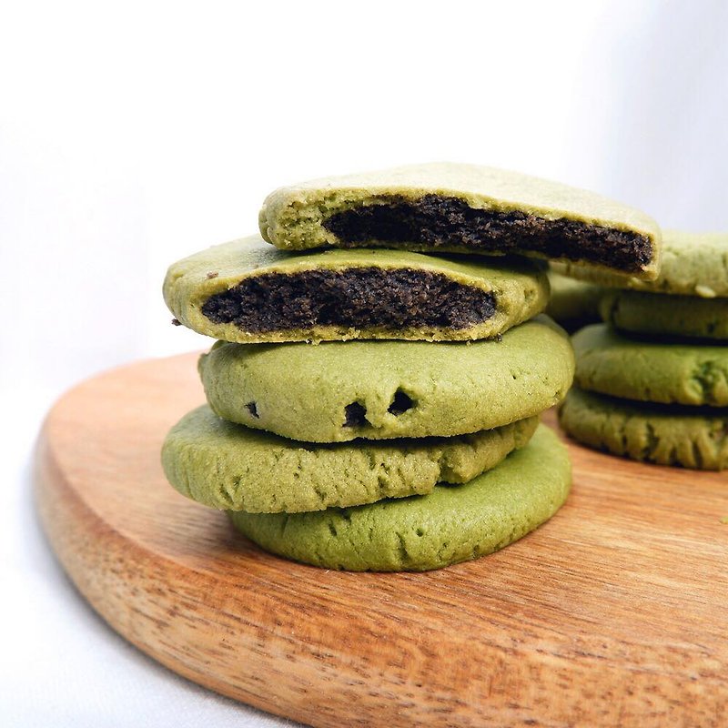 Black Sesame Wrap - 12 Pieces (Box) - Handmade Cookies - Fresh Ingredients Green
