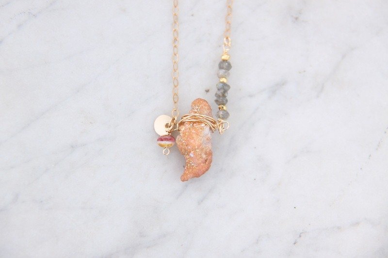 Orange quartz stone 14K gold short chain / Druzy gemstone nugget 14KGF necklace - สร้อยคอ - เครื่องเพชรพลอย สีส้ม