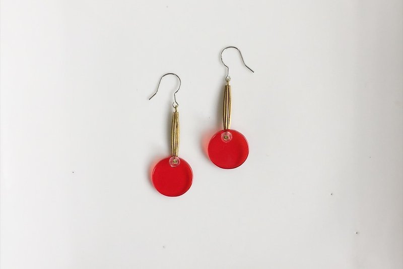 大紅 黃銅造型耳環 - 耳環/耳夾 - 其他金屬 紅色