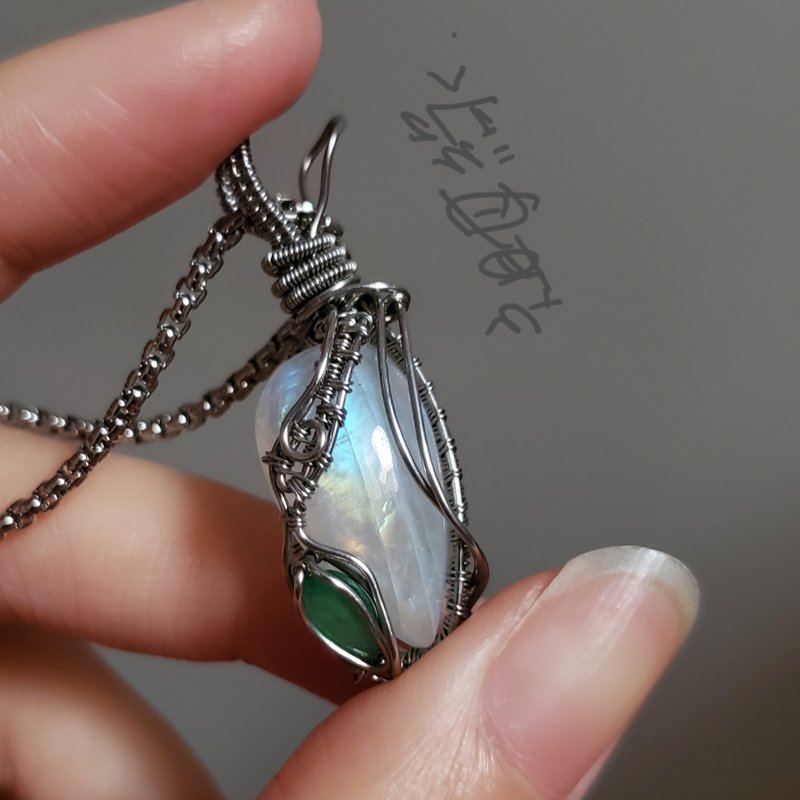 Snake | Necklace Emerald Moonstone Metal Braided Ore Jewelry Stainless Steel Top - สร้อยคอ - เครื่องประดับพลอย สีเขียว