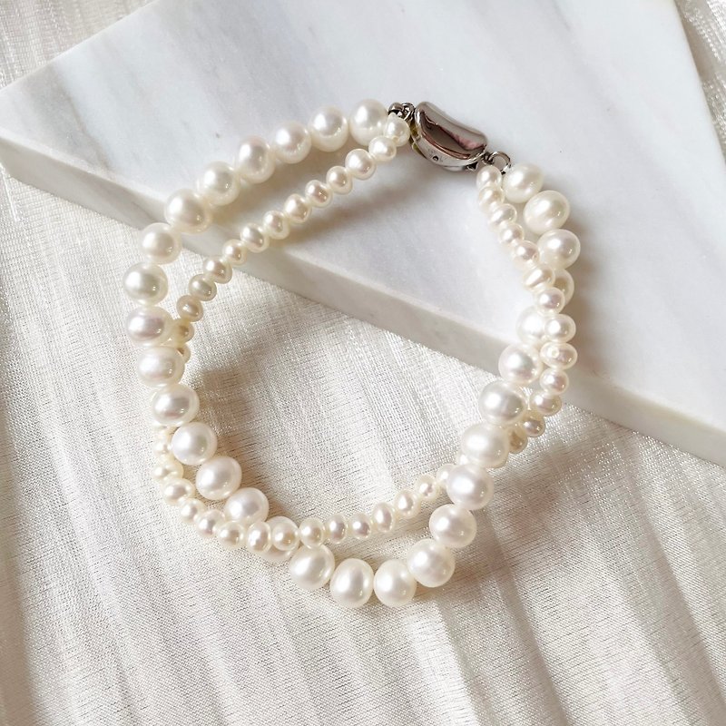 Double strand layered natural pearl bracelet - สร้อยข้อมือ - ไข่มุก 