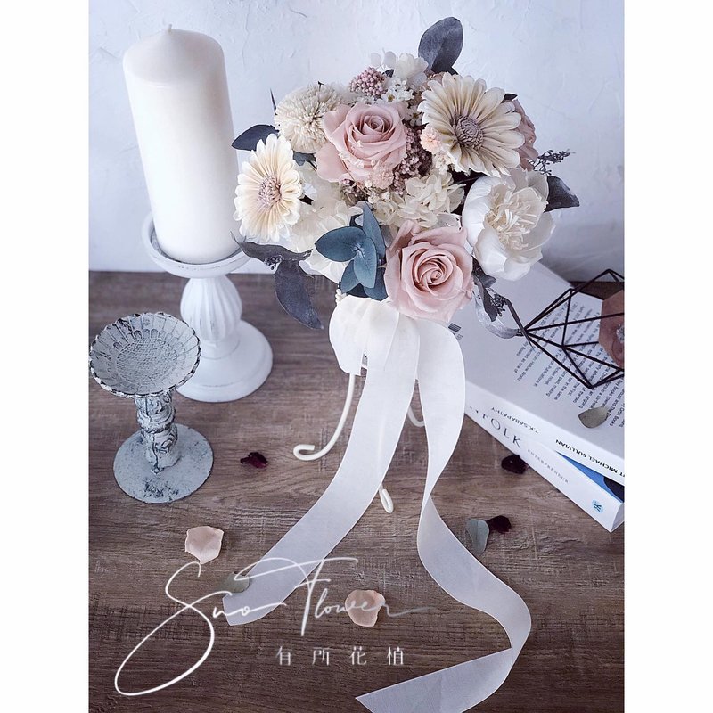 不凋花捧花/宅配限雙北地區,跨縣市需自取 - 乾燥花/永生花 - 其他材質 