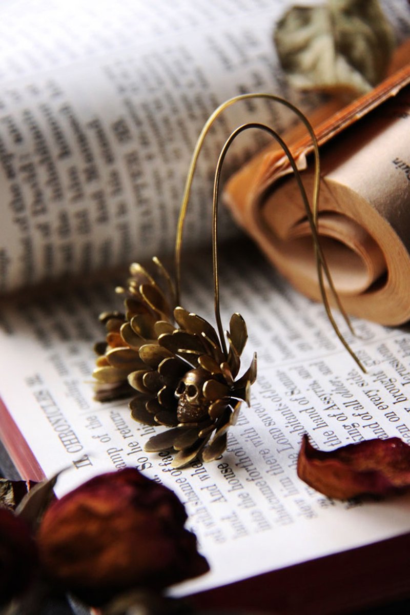 Skull Flower Wire Earrings no.2. - Earrings & Clip-ons - Other Metals Gold