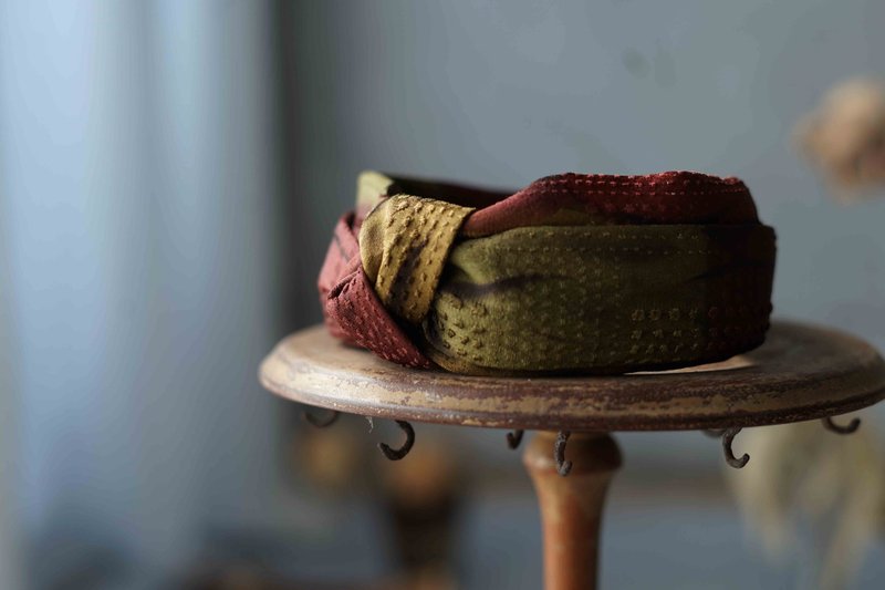 Kimono-made handmade hairband - Little Kyoto, Japan - red Brown- twisted style - Headbands - Silk Brown