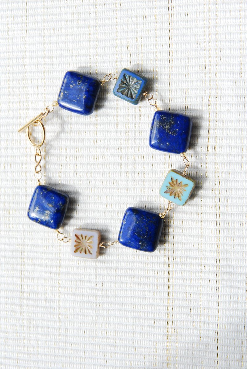 Square Czech beads and lapis lazuli old story bracelet 14kgf - Bracelets - Semi-Precious Stones Blue