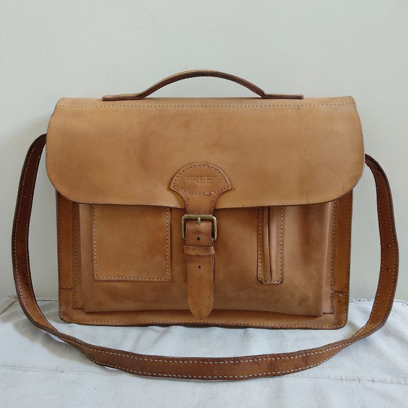 Leather bag_B049 - กระเป๋าแมสเซนเจอร์ - หนังแท้ สีนำ้ตาล