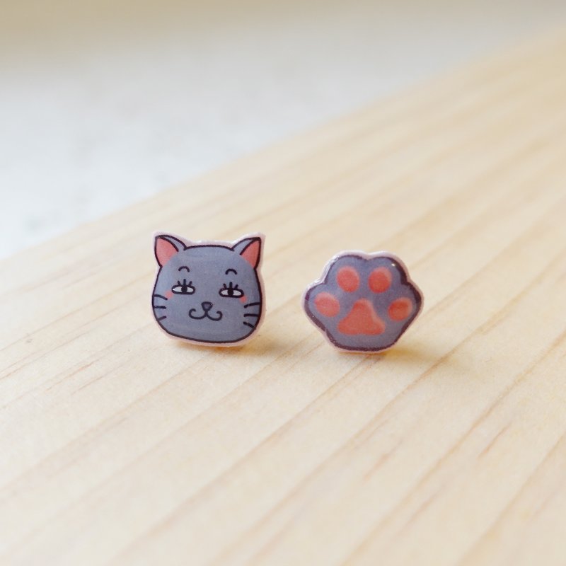 Xiaotong's Paintings-Cat Qi Wensi and Meat Ball-Earrings and Clip-On - Earrings & Clip-ons - Resin Gray