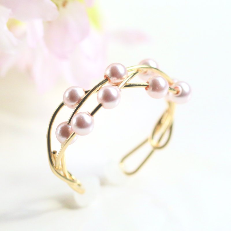 2Way Ring Ear cuff Handmade 14kgf Swarovski Pearl Simple Twist Ring SAKURA color - แหวนทั่วไป - เครื่องประดับ สึชมพู
