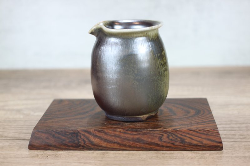 【送禮好物】天然落灰 柴燒茶海 公道杯 名家葉敏祥手作 320ml - 茶壺/茶杯/茶具 - 瓷 