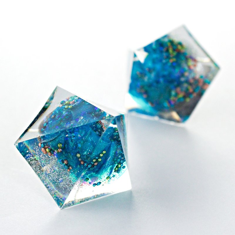 ペンタゴンドームピアス(青い氷山) - 耳環/耳夾 - 其他材質 藍色