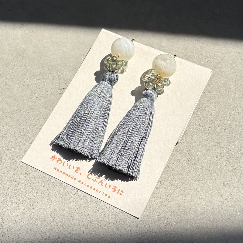 カラーイヤリング - 耳環/耳夾/耳骨夾 - 繡線 灰色