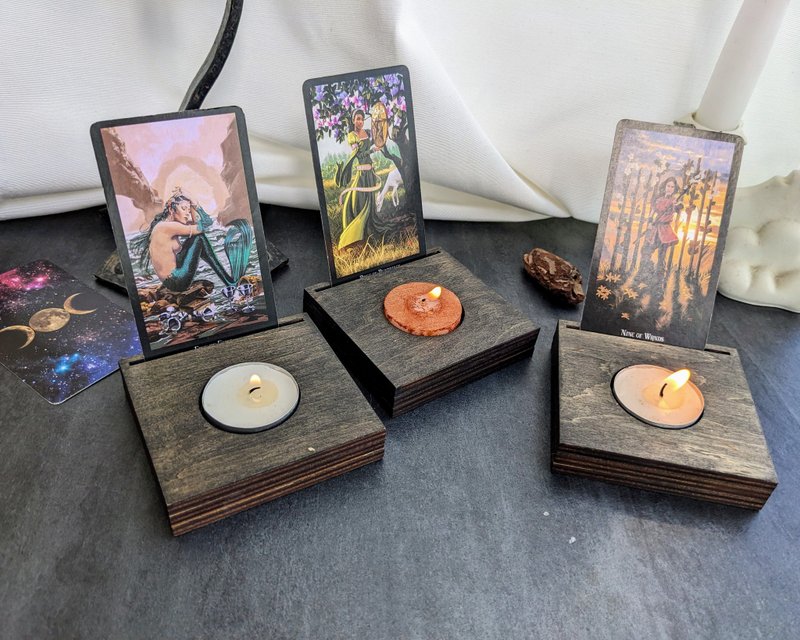 Set of 3 Black candle holders with tarot card display. - 擺飾/家飾品 - 木頭 黑色