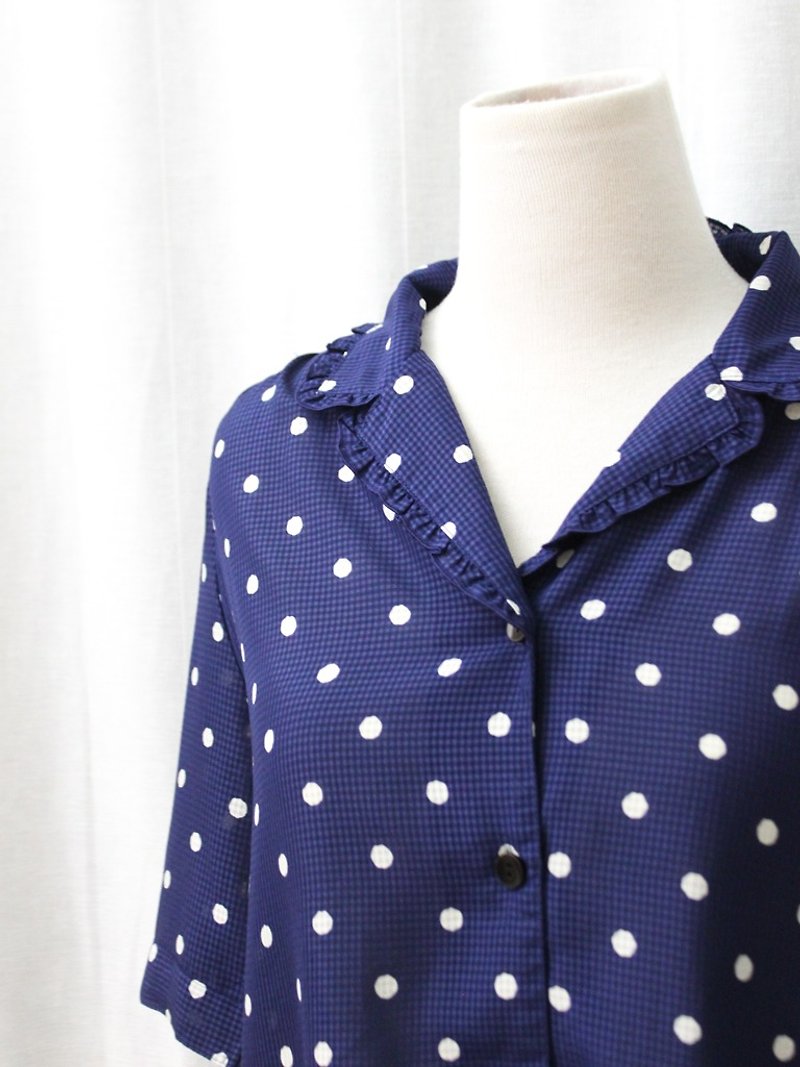 【RE0720T135】日本製深藍色圓點點短袖古著襯衫 - 女襯衫 - 聚酯纖維 藍色