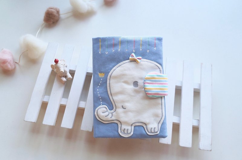 Hand pantined Happy elephant baby health manual set - Baby Gift Sets - Other Materials Multicolor