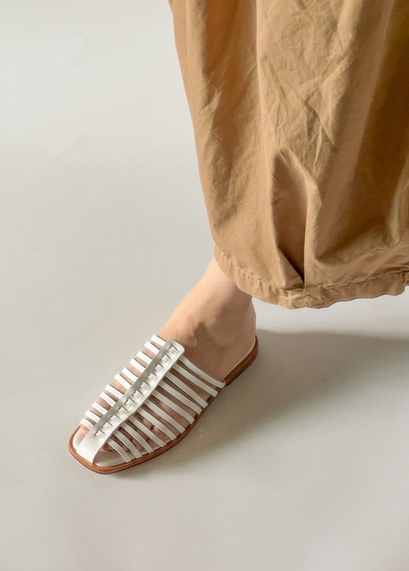 Lazy Summer Woven Pinstripe Square Toe Slippers Handmade White - รองเท้าหนังผู้หญิง - หนังแท้ ขาว