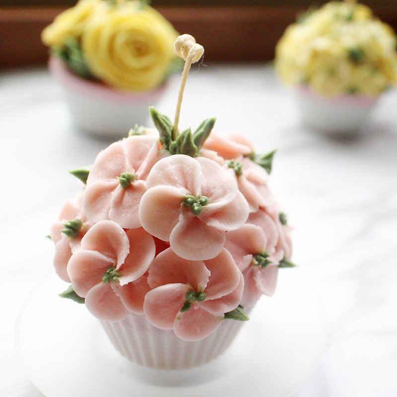 [蕾安柏] Apricot Peach Blossom and Honey │ Natural Soy Scented Candle │ Cup Candle │ Birthday Gift - Candles & Candle Holders - Wax Pink