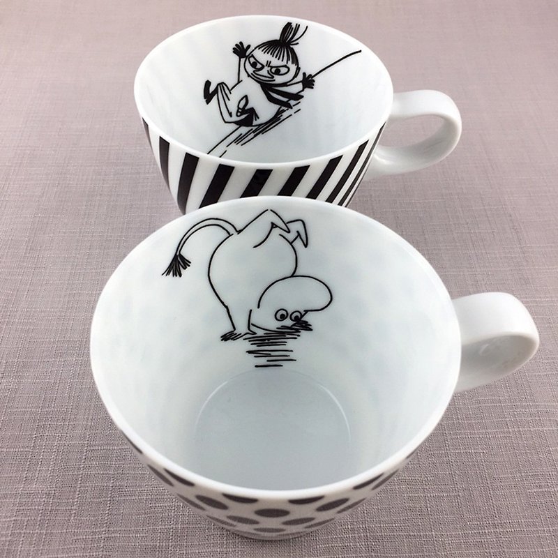 MOOMIN 噜噜米-Geometry series on the cup (glutinous rice & small not) - Mugs - Pottery 