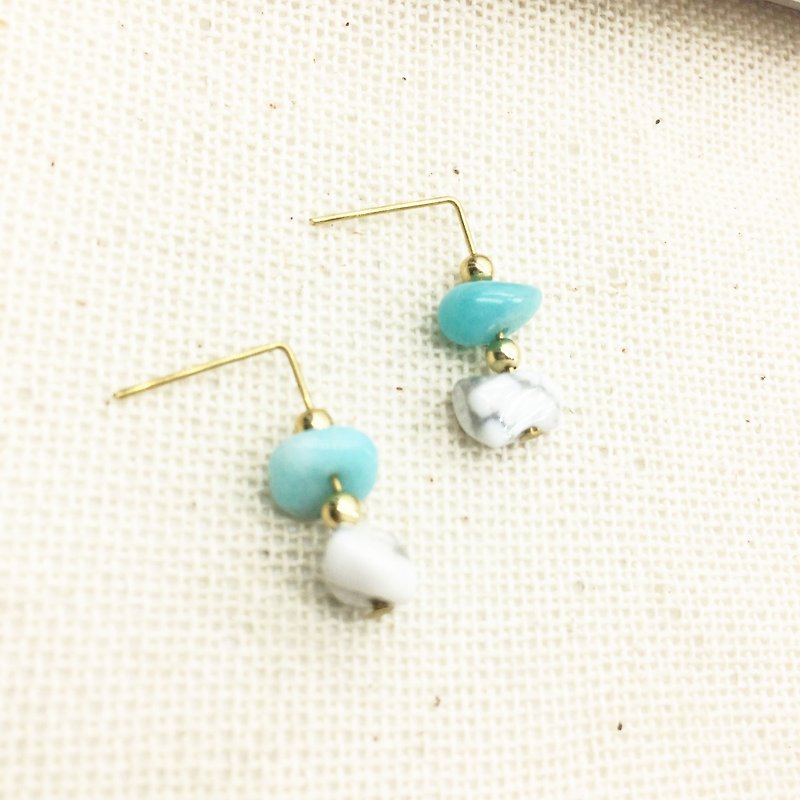 Forests groceries l cute little white turquoise earrings / ear hook Stone l l Clip-On ear acupuncture - ต่างหู - เครื่องเพชรพลอย สีเขียว