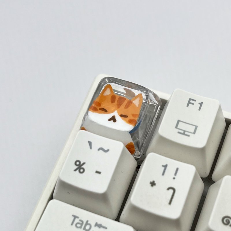 XDA keycap orange and white cat (Crystal Clear) - Computer Accessories - Plastic Transparent