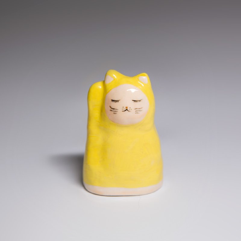 街頭開運招財貓-致敬奈良美貓_02 - 擺飾/家飾品 - 陶 白色