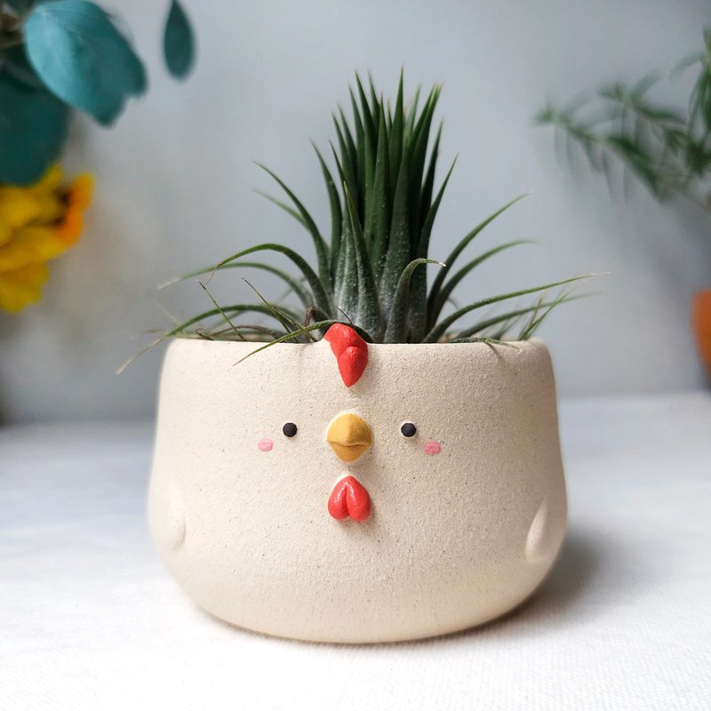 White chicken plant pot. Handmade planter with drainage hole - 盆栽/植栽 - 陶 