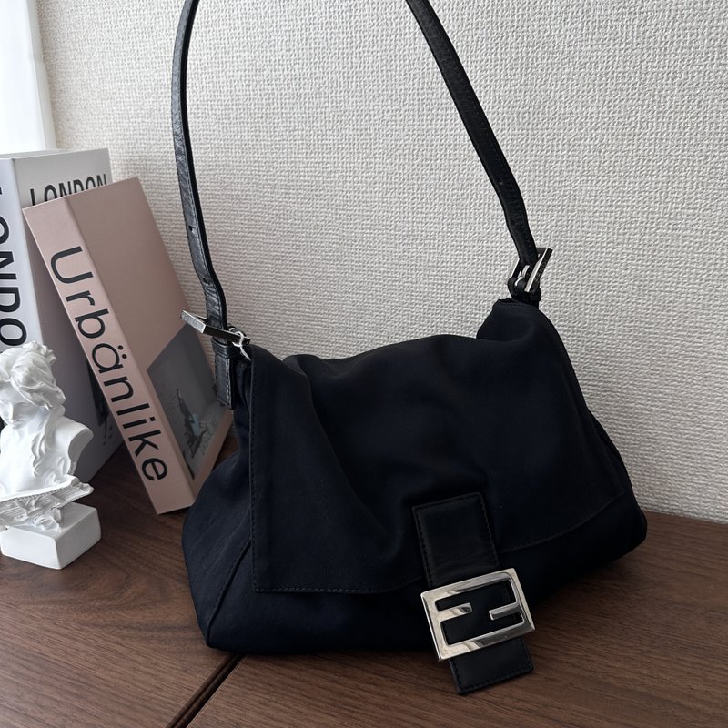 FENDI 芬迪 Mama Baguette 黑色 肩背包 - 側背包/斜背包 - 棉．麻 黑色