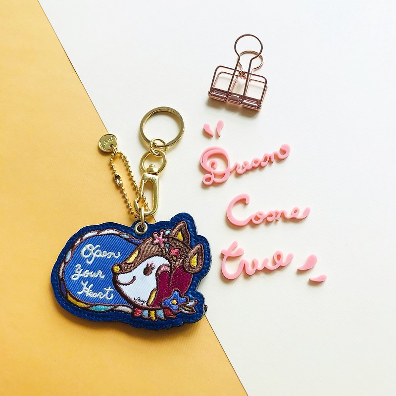 Amy's Fawn Leather Zipper x Keyring. Hanging - Keychains - Genuine Leather Multicolor